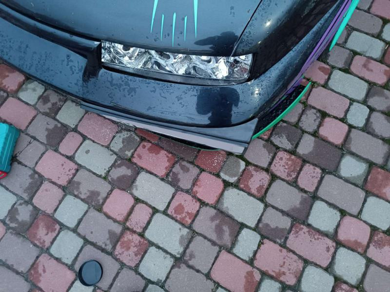 Купити Підставка під номер на край бампера (пластик) Чорний мат