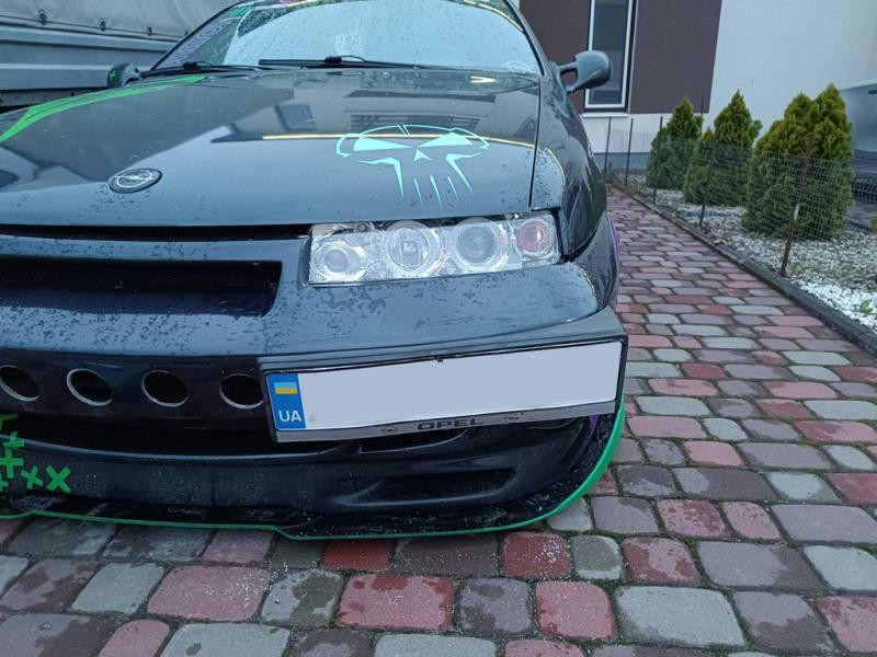 Купити Підставка під номер на край бампера (пластик) Чорний мат