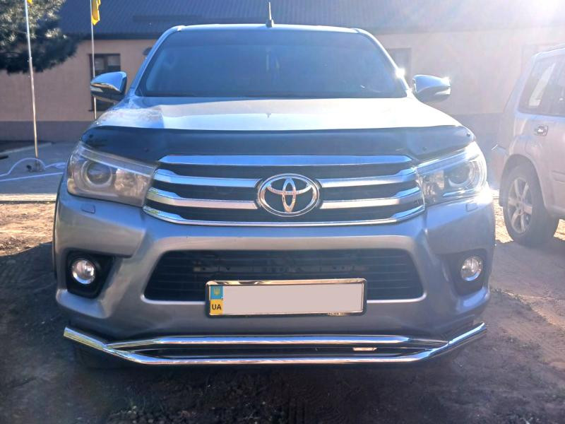 Купить Передний ус двойной Vegas (нерж) d76/42 мм для Toyota Hilux 2015- гг