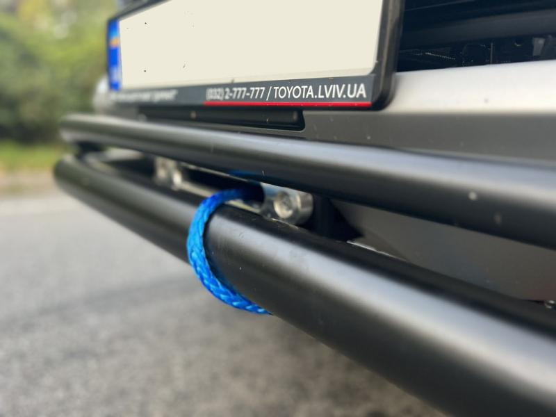 Купить Передний ус двойной Vegas (2015-2020, черный, 76мм) для Toyota Hilux 2015- гг