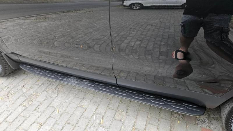 Купить Боковые подножки (2 шт) для Land Rover Discovery V