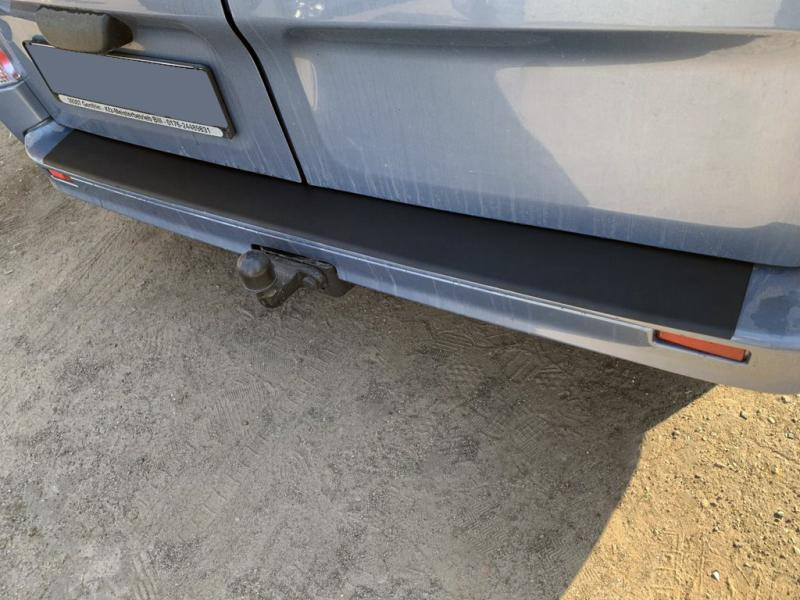 Купити Накладка на задній бампер DDU (ABS) для Renault Trafic 2001-2015 рр