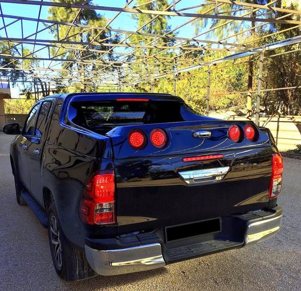 Купити Кунг GRAND BOX для Toyota Hilux 2015- рр