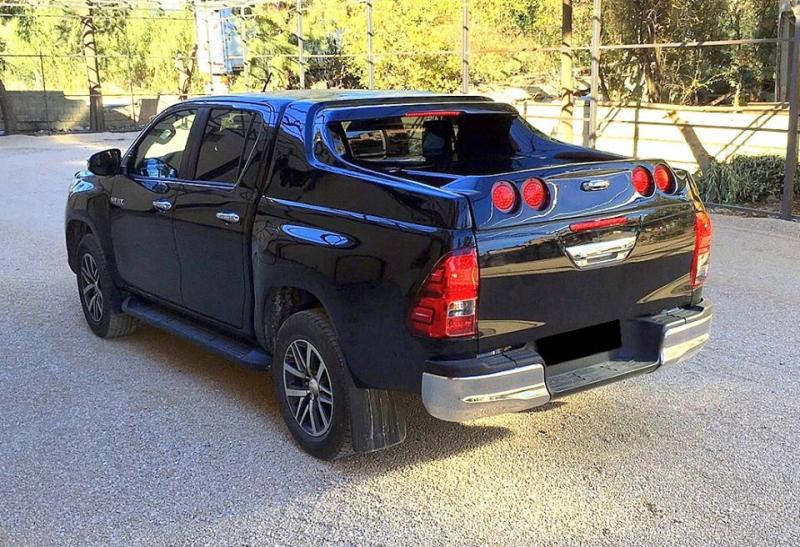 Купити Кунг GRAND BOX для Toyota Hilux 2015- рр
