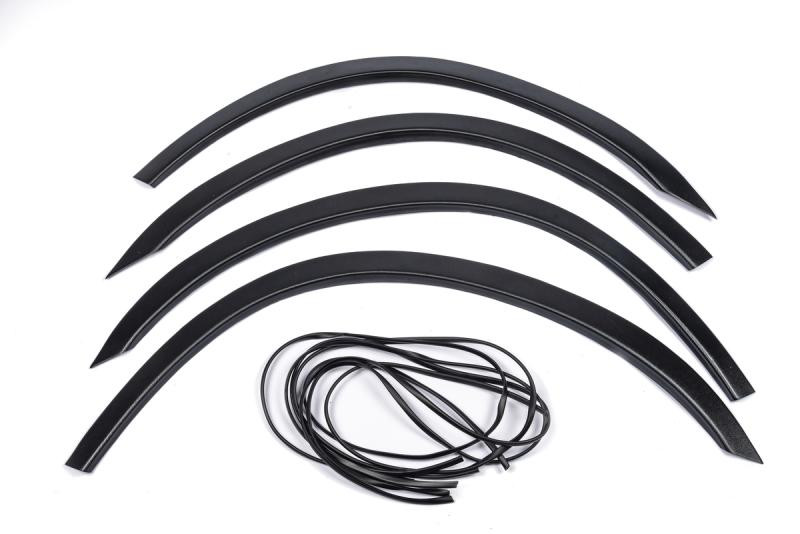 Купити Накладки на арки 2006-2013 (коротка база, 4 шт, чорні) для Ford Transit рр