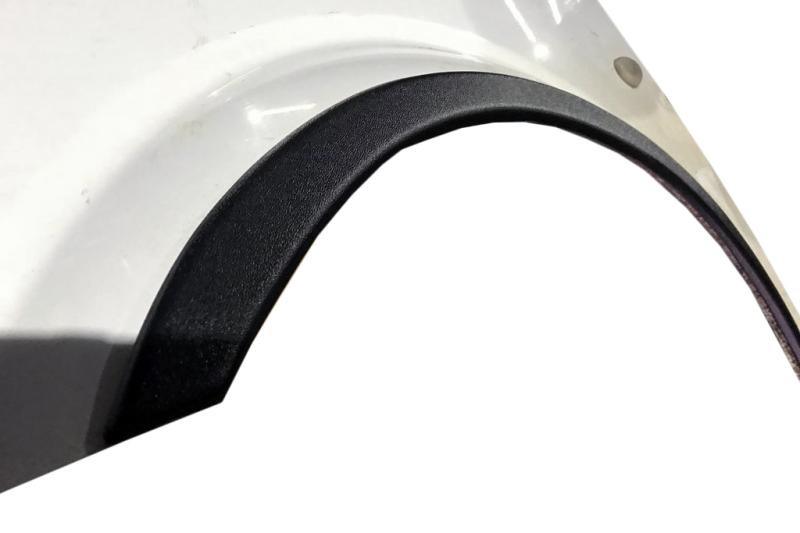 Купити Накладки на арки (4 шт, чорні) для Mercedes Viano 2004-2014 рр