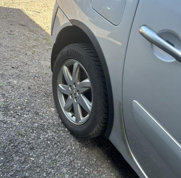 Купити Накладки на арки (4 шт, чорні) для Renault Espace 2002-2014 рр