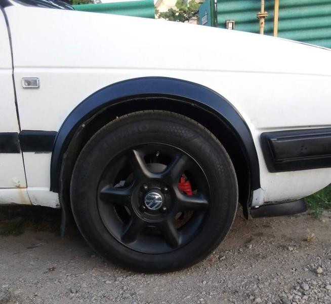 Купити Накладки на арки (4 шт, чорні) для Volkswagen Golf 2