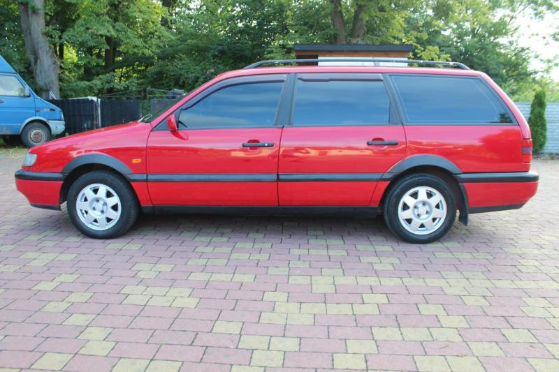 Купить Накладки на арки (4 шт, черные) для Volkswagen Passat B4 1993-1996 гг