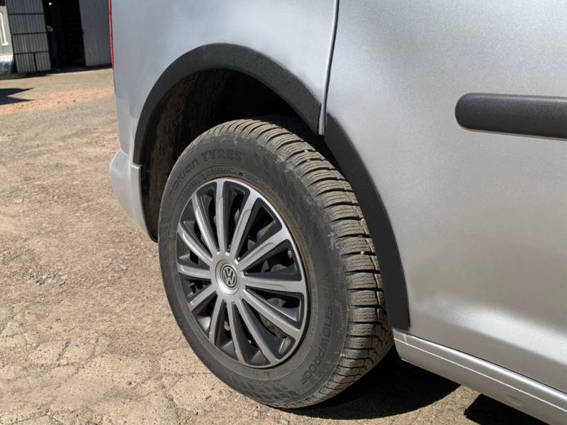 Купити Накладки на арки (чорний мат) Довга база (пластик) для Volkswagen Caddy 2010-2015 рр