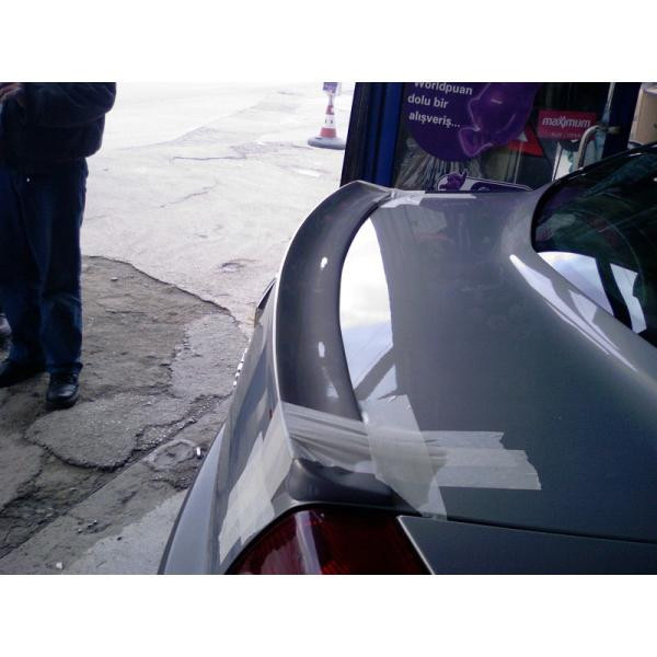 Купити Спойлер Sedan (під фарбування) для Renault Megane II 2004-2009 рр