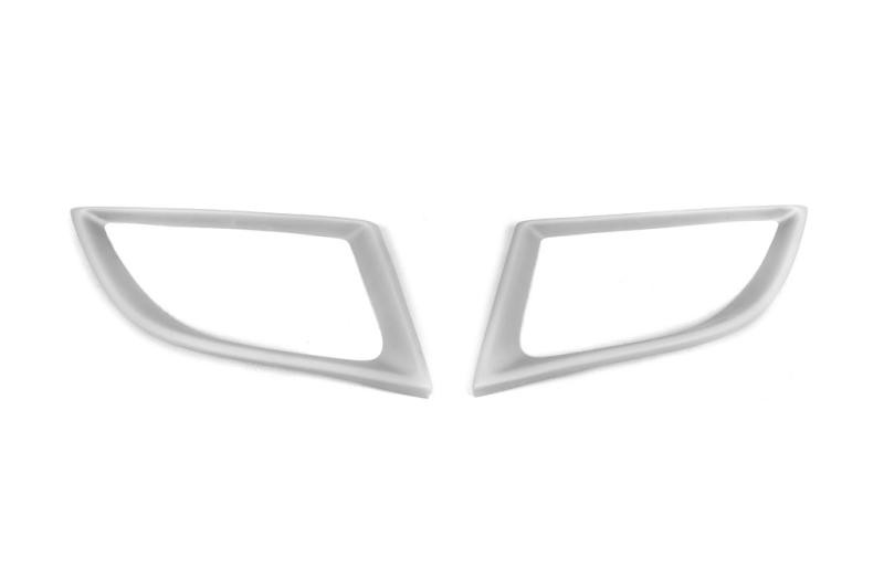 Купить Накладки в бампер (2008-2012, 2 шт, под покраску) для Renault Megane III