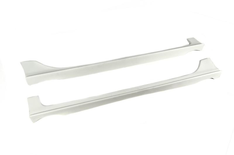 Купити Бокові пороги (під фарбування) для Renault Clio III 2005-2012 рр