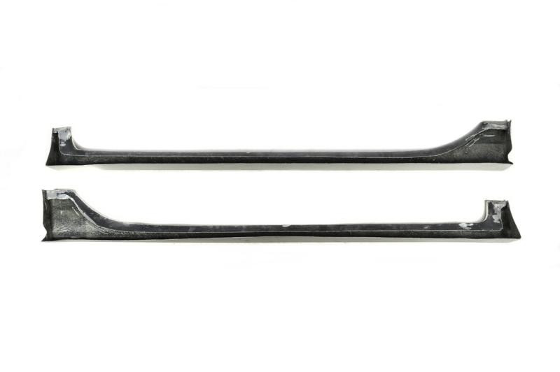 Купити Бокові пороги (під фарбування) для Renault Clio III 2005-2012 рр