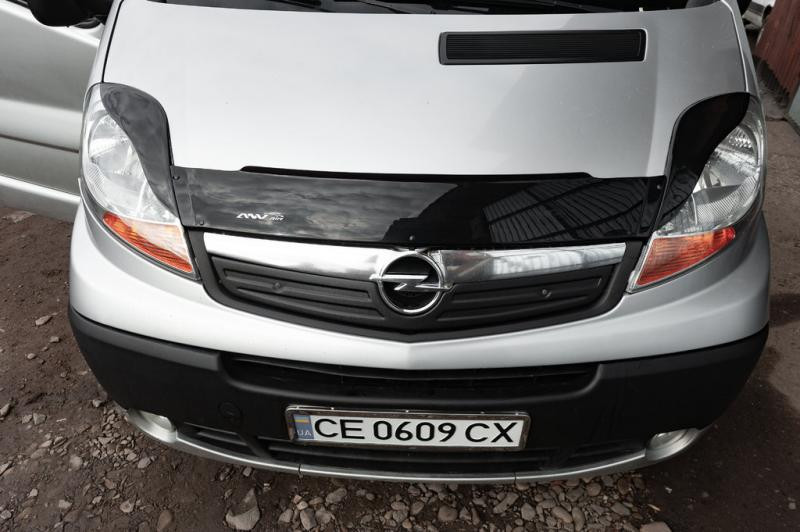 Купити Вії Porshe-style Чорний мат для Nissan Primastar 2002-2014 рр