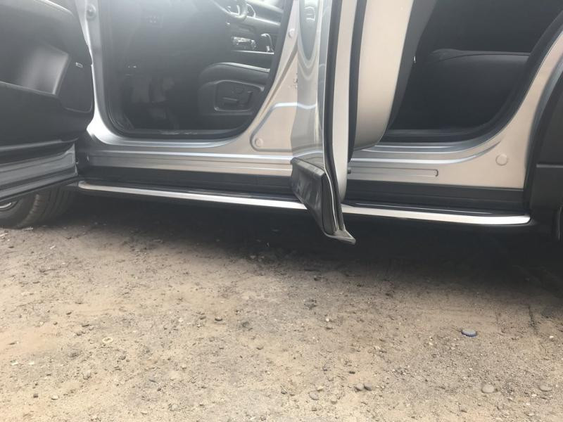 Купить Боковые пороги оригинал V1 (2 шт) для Mazda CX-5 2017- гг