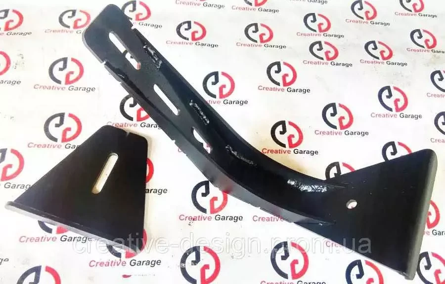 Buy Enhanced fastening of the expedition trunk for UAZ 469, 452