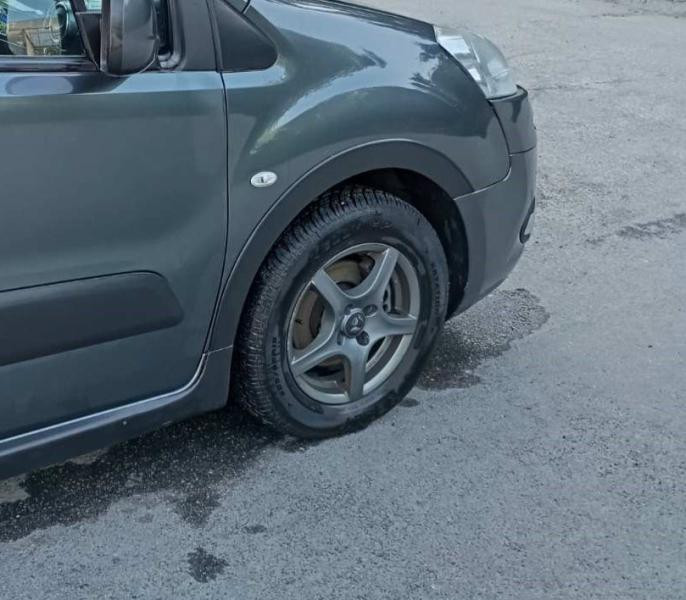 Купити Накладки на арки (4 шт, чорні) 1 бічні двері, Пластик для Peugeot Partner Tepee 2008-2018 рр