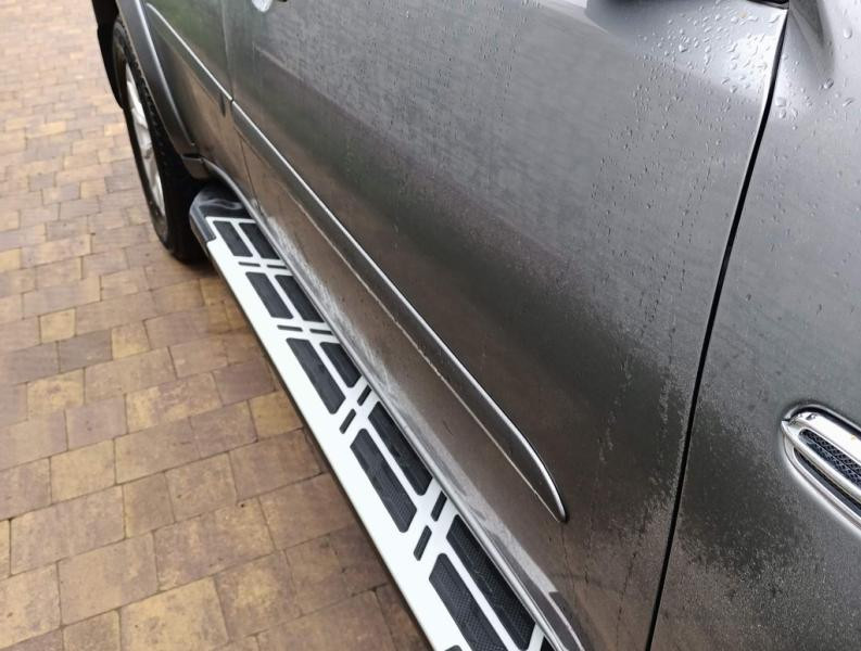 Купити Бокові пороги Sunrise (2 шт., алюміній) для Mitsubishi Pajero Sport 2008-2015 рр