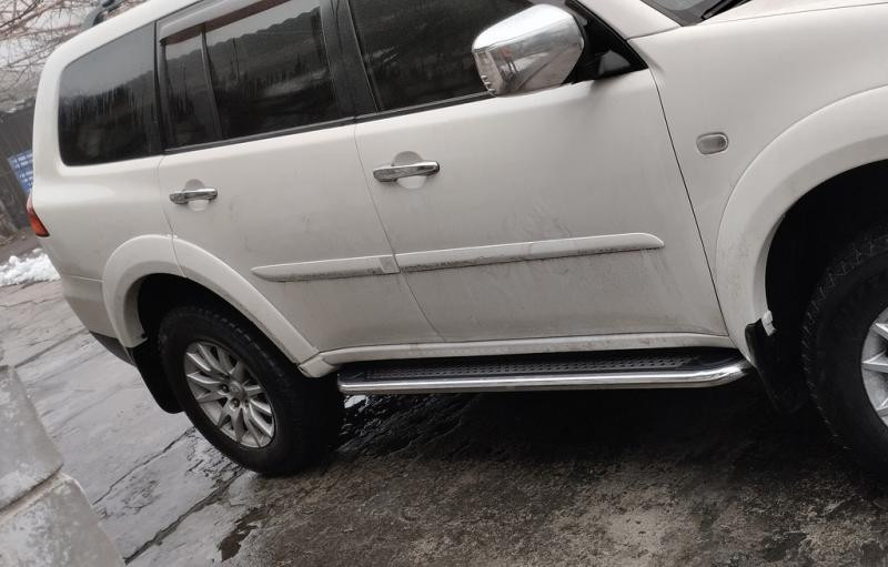 Купить Боковые пороги Maydos V2 (2 шт., алюминий -2025 нерж) для Mitsubishi Pajero Sport 2008-2015 гг