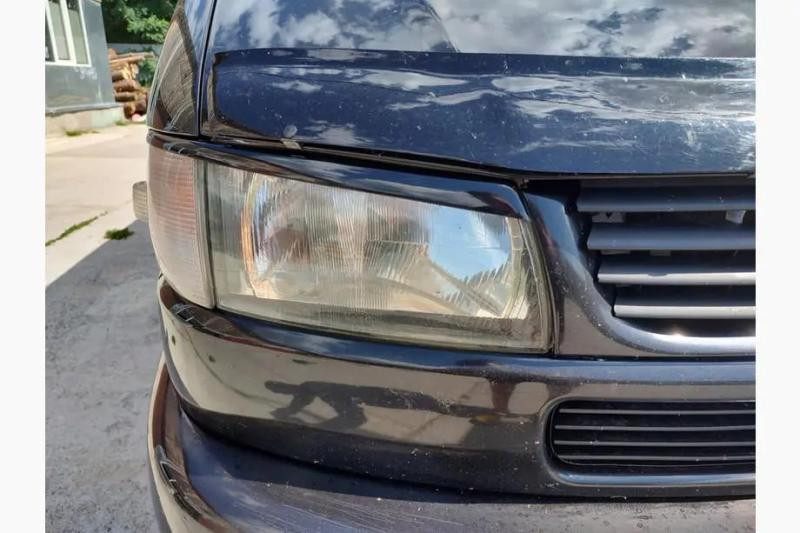 Купить Ресницы Косой капот (2 шт) Черный мат для Volkswagen T4 Caravelle/Multivan