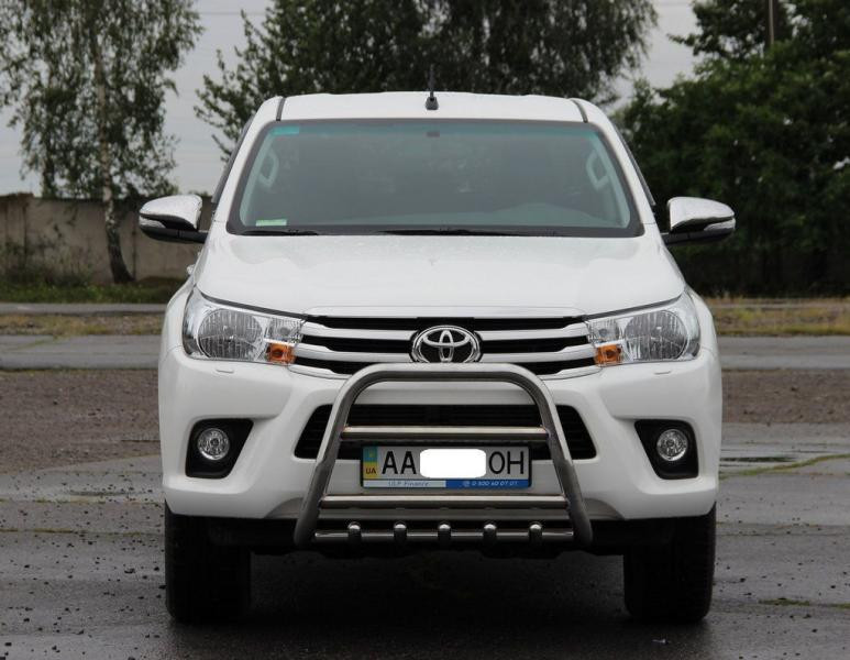 Купить Кенгурятник QT006 (нерж.) для Toyota Hilux 2015- гг