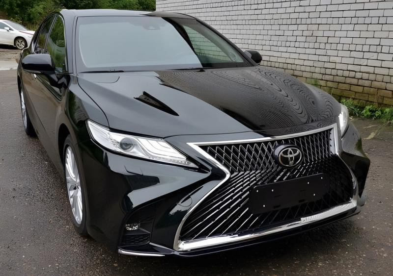 Купити Комплект обвісів Lexus LS style для Toyota Camry 2017-2023 рр