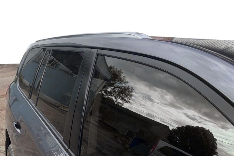 Купить Серые рейлинги 2008-2015гг. (Lexus-дизайн 2018, 2 шт) для Toyota Land Cruiser 200