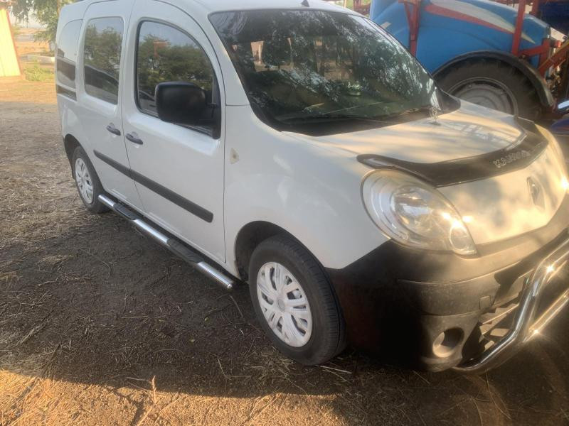 Купить Боковые трубы BB002 (2 шт., нерж.) 70 мм, длинная база для Renault Kangoo 2008-2020 гг