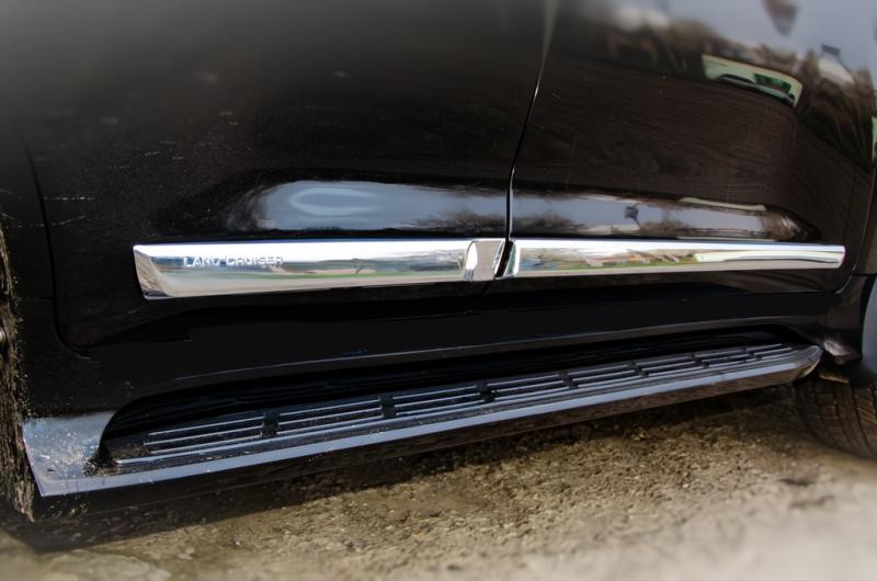 Купити Комплект дверних молдингів (2016-2021) для Toyota Land Cruiser 200