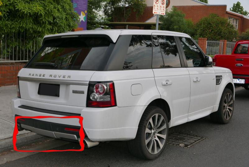 Купити Задня накладка (3 частини) для Range Rover Sport 2005-2013 рр