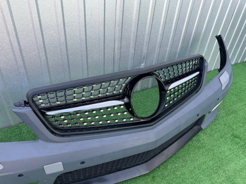 Купить Передняя решетка Diamond Black для Mercedes C-class W204 2007-2015 гг