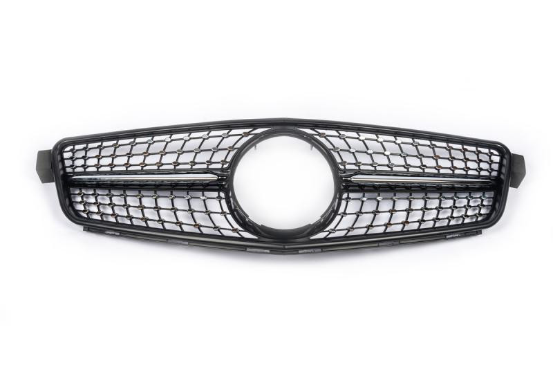 Купить Передняя решетка Diamond Black для Mercedes C-class W204 2007-2015 гг