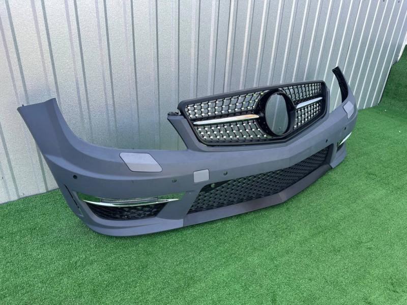 Купить Передняя решетка Diamond Black для Mercedes C-class W204 2007-2015 гг