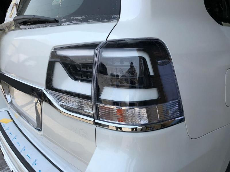 Купить Задние фонари 2016-2025 (Executive Black) для Toyota Land Cruiser 200