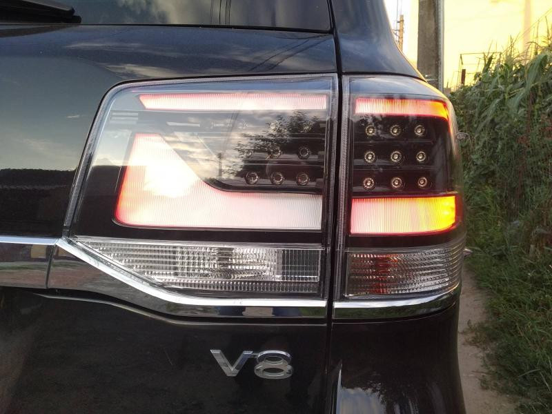 Купить Задние фонари 2016-2025 (Executive Black) для Toyota Land Cruiser 200