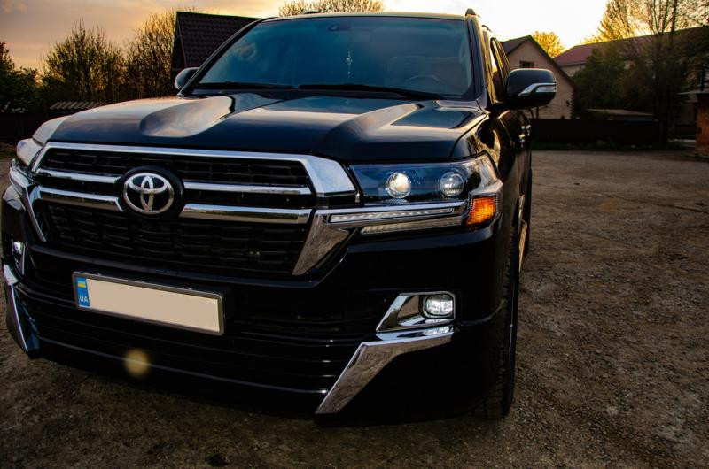 Купити Передні фари 2016-2025 (Executive) для Toyota Land Cruiser 200