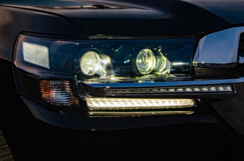 Купити Передні фари 2016-2025 (Executive) для Toyota Land Cruiser 200