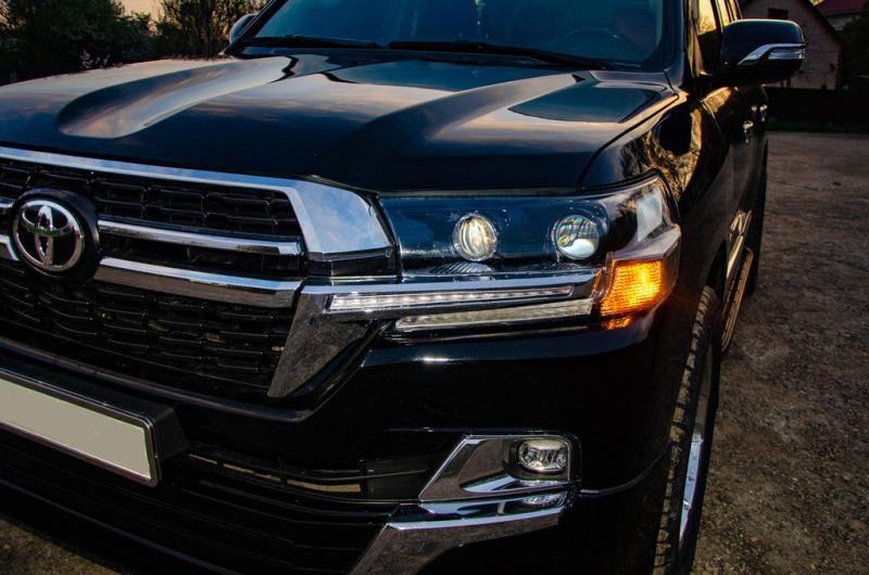 Купити Передні фари 2016-2025 (Executive) для Toyota Land Cruiser 200