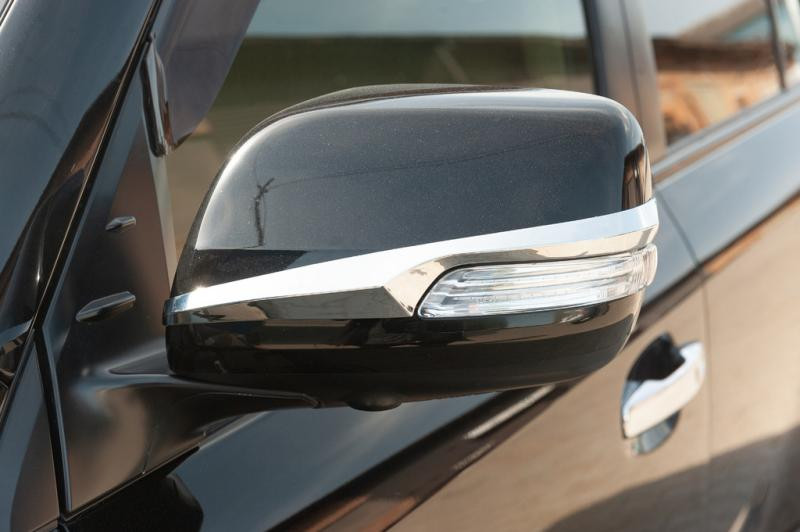 Купить Полоски на зеркала (2 шт, хром) для Toyota Land Cruiser Prado 150