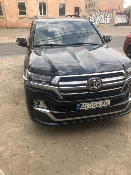Купити Комплект рестайлінгу з LC200 2008-2015 на 2019 Executive для Toyota Land Cruiser 200
