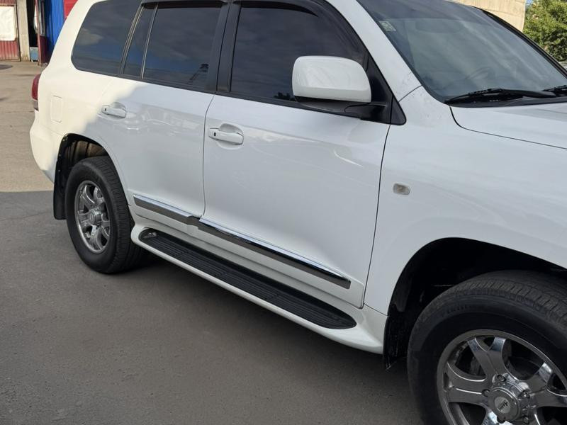 Купить Комплект дверных молдингов (2008-2016) Черный цвет для Toyota Land Cruiser 200