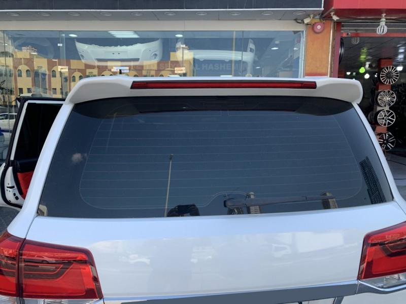 Купити Спойлер LED (2016-2025) Чорний колір для Toyota Land Cruiser 200