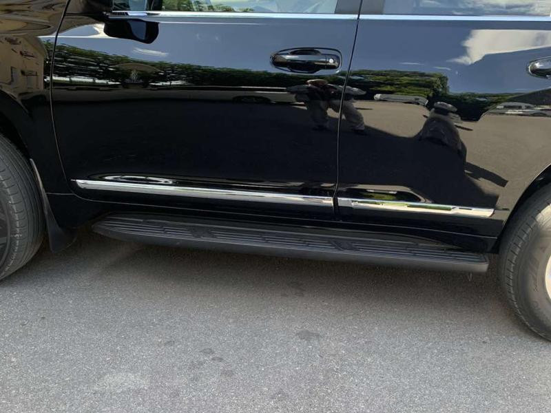 Купити Молдинг дверей (дизайн 2013-2017) Білий колір для Toyota Land Cruiser Prado 150