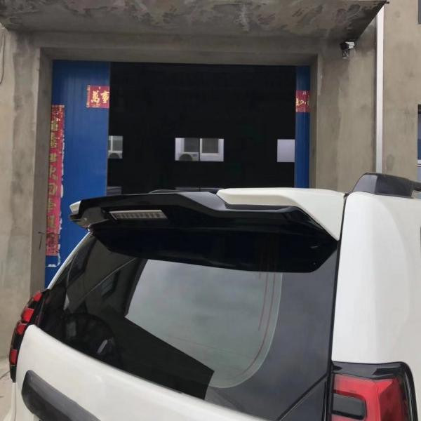 Купить Спойлер вставка (этаж родного спойлера) Белый цвет для Toyota Land Cruiser Prado 150