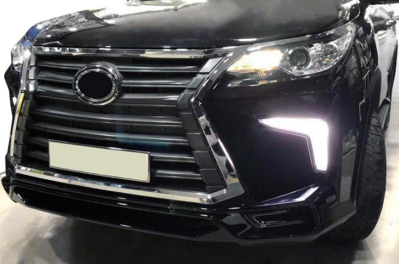 Купити Комплект рестайлінгу (на 2018 рік) для Toyota Fortuner 2015- рр