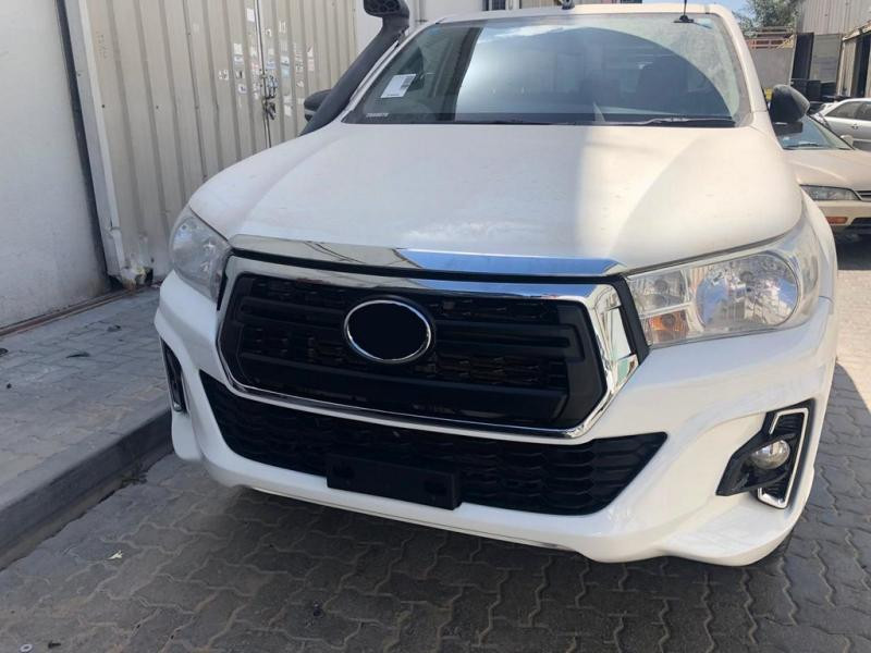 Купити Передній бампер Rocco (для 2015-2020) для Toyota Hilux 2015- рр