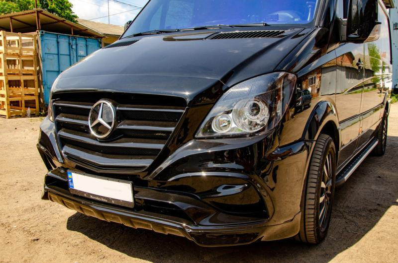 Купити Передній бампер Exclusive Sport (2006-2013) для Mercedes Sprinter W906 рр