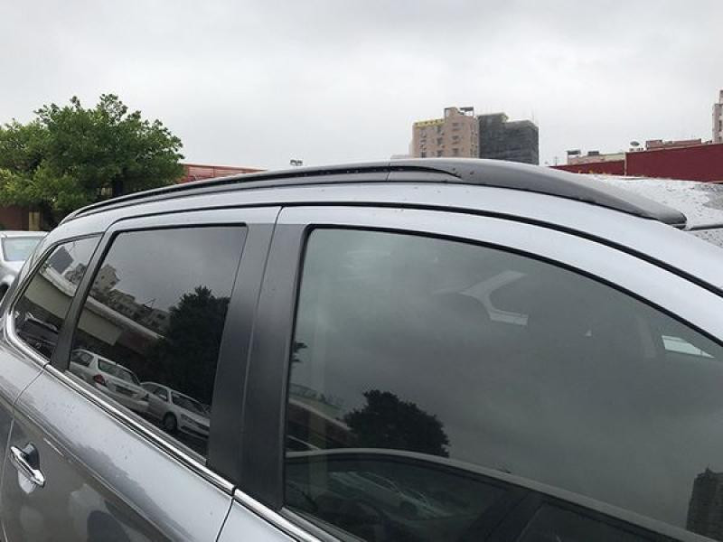 Купити Рейлінги (2 шт) Чорні для Mitsubishi Outlander 2012-2021 рр