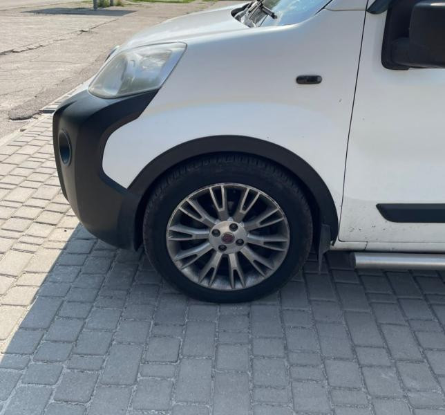 Купити Накладки на арки (4 шт, чорні) 2 бокові двері, Металеві для Fiat Fiorino/Qubo